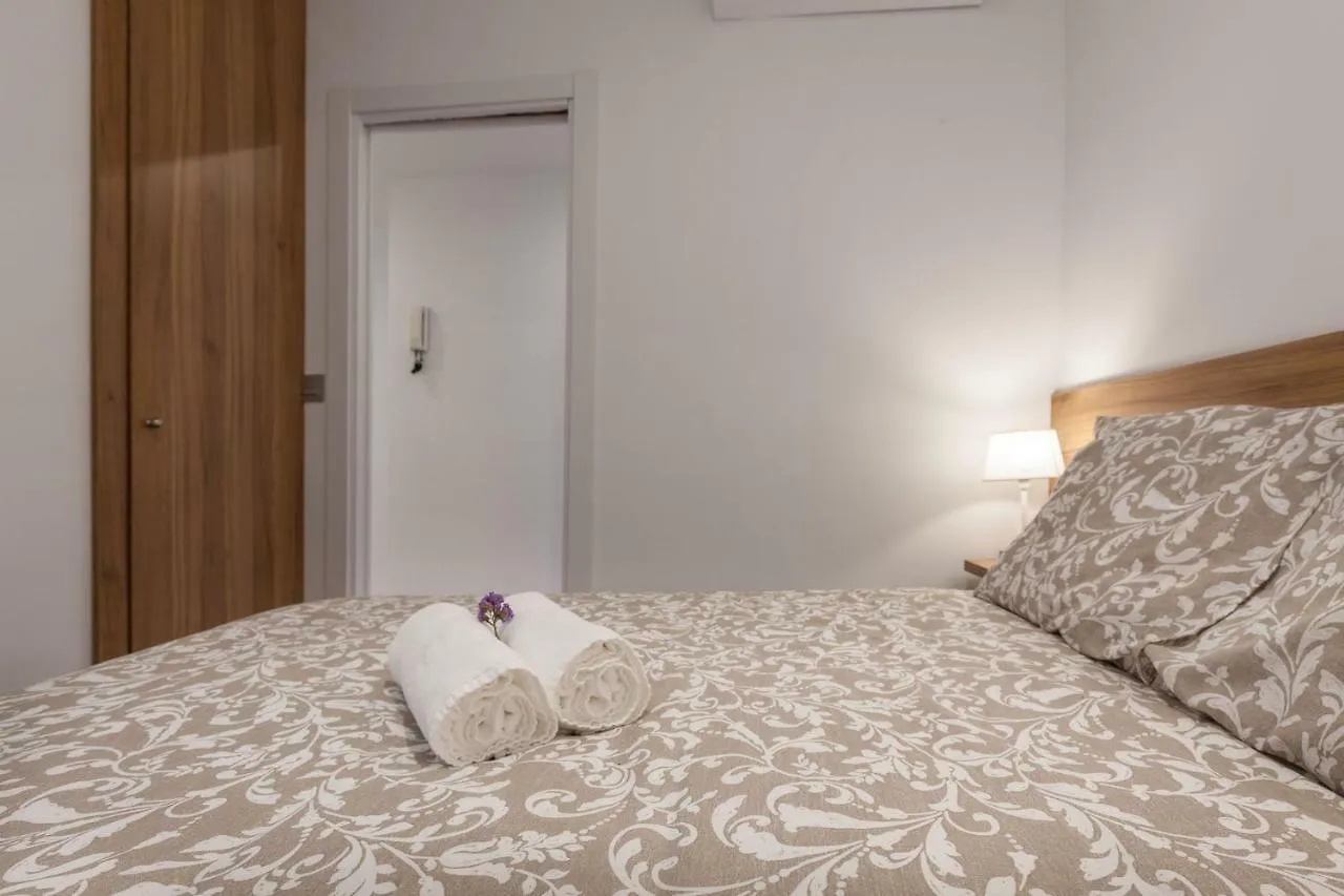 Nuevo Apartamento Casco Antiguo Sevilla Wifi Ac Spain