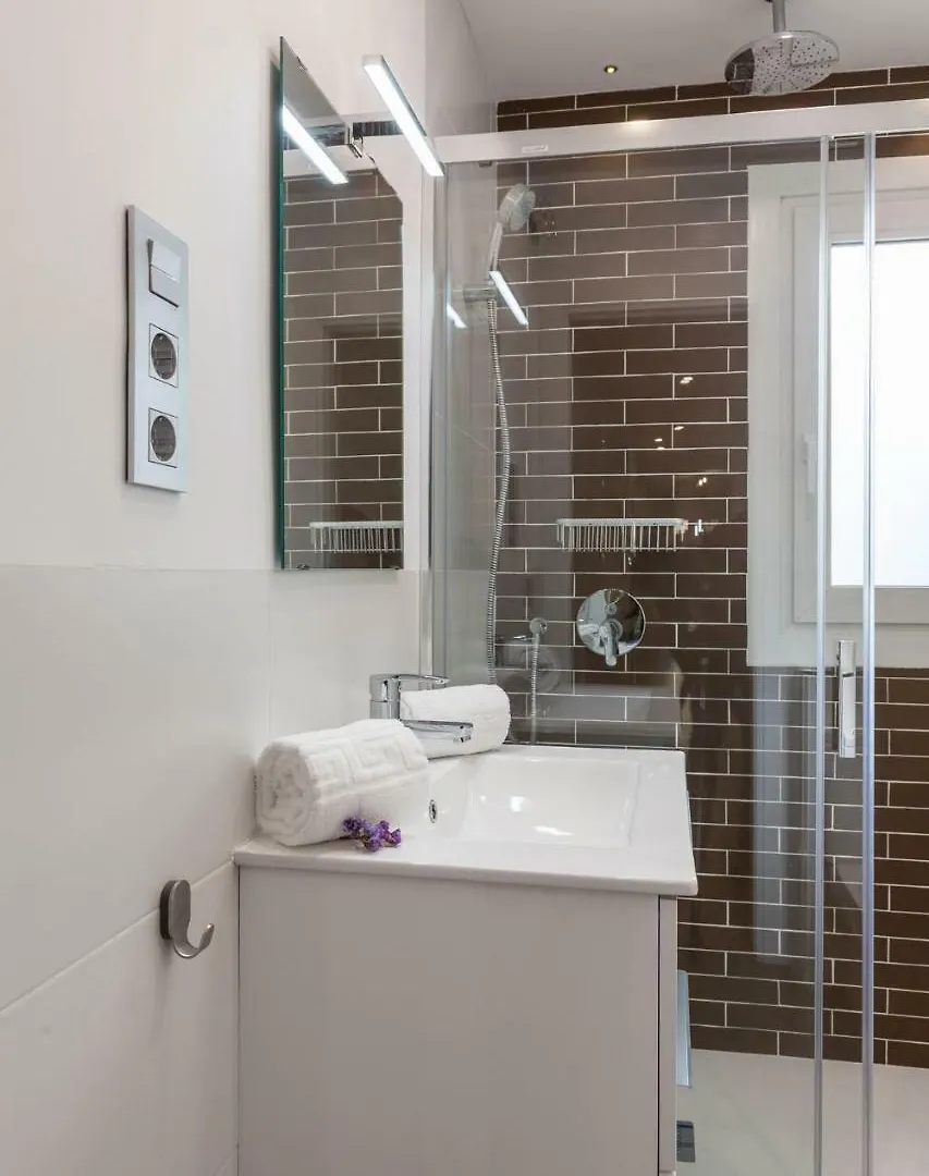 Nuevo Apartamento Casco Antiguo Sevilla Wifi Ac 0*, Seville